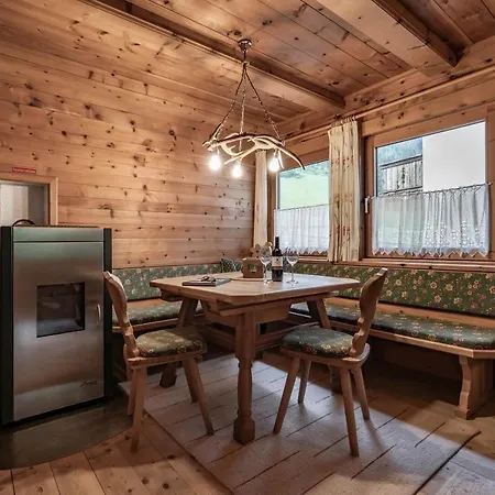 Holzknechthuette Holiday home *