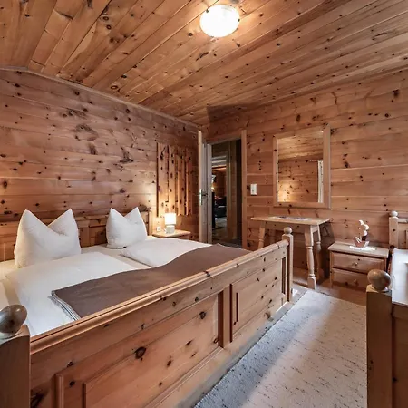 Holzknechthuette Holiday home Mayrhofen