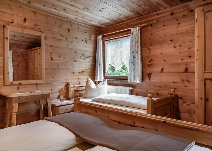 Holzknechthuette بيت للعطل *